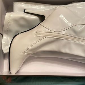 White patent pointy boot